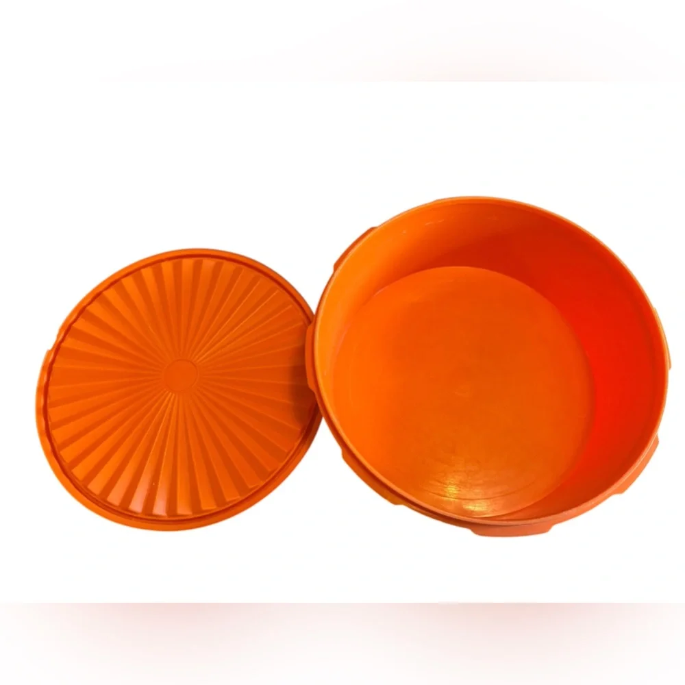 Tupperware 1204-7 Orange Plastic Storage Bowl
